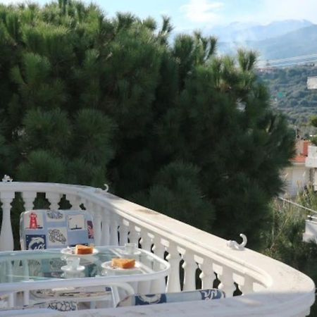 Anestis Apartment Akrata Bagian luar foto