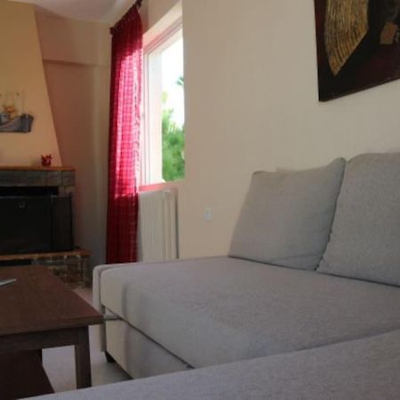 Anestis Apartment Akrata Bagian luar foto