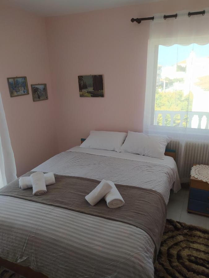 Anestis Apartment Akrata Bagian luar foto